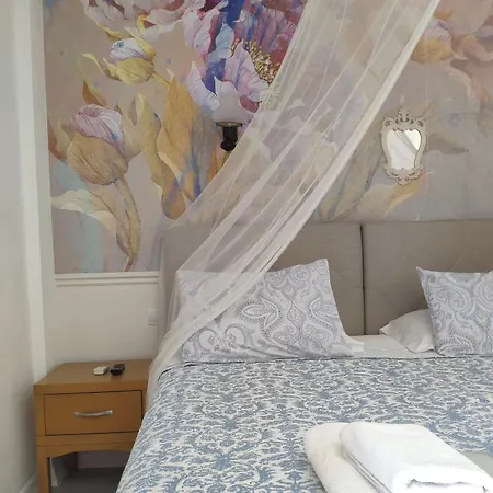 Hotel Kabuk Ev 3*